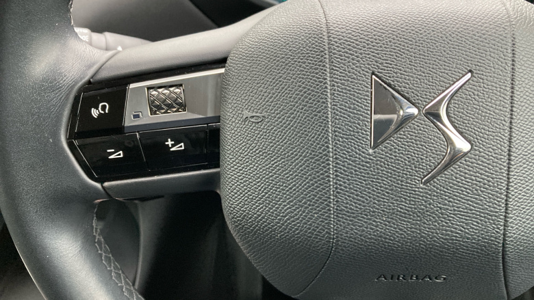 DS 3 Crossback 100kW E-TENSE Bastille 50kWh 5dr Auto Electric 